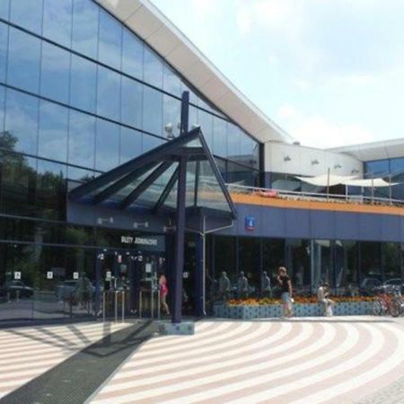 P&O Serviced Apartments Pulawska Warszawa Exteriör bild